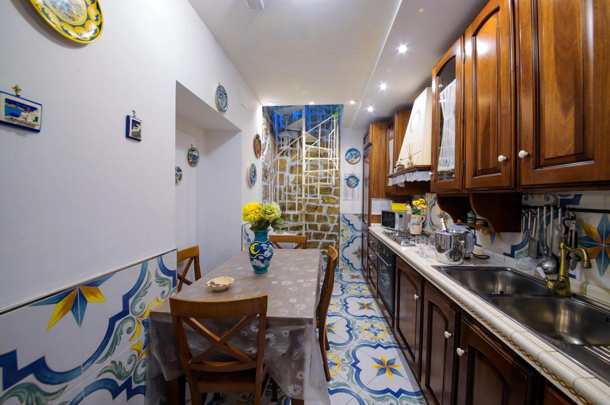 Giallo Napoletano Home Napoli Ngoại thất bức ảnh