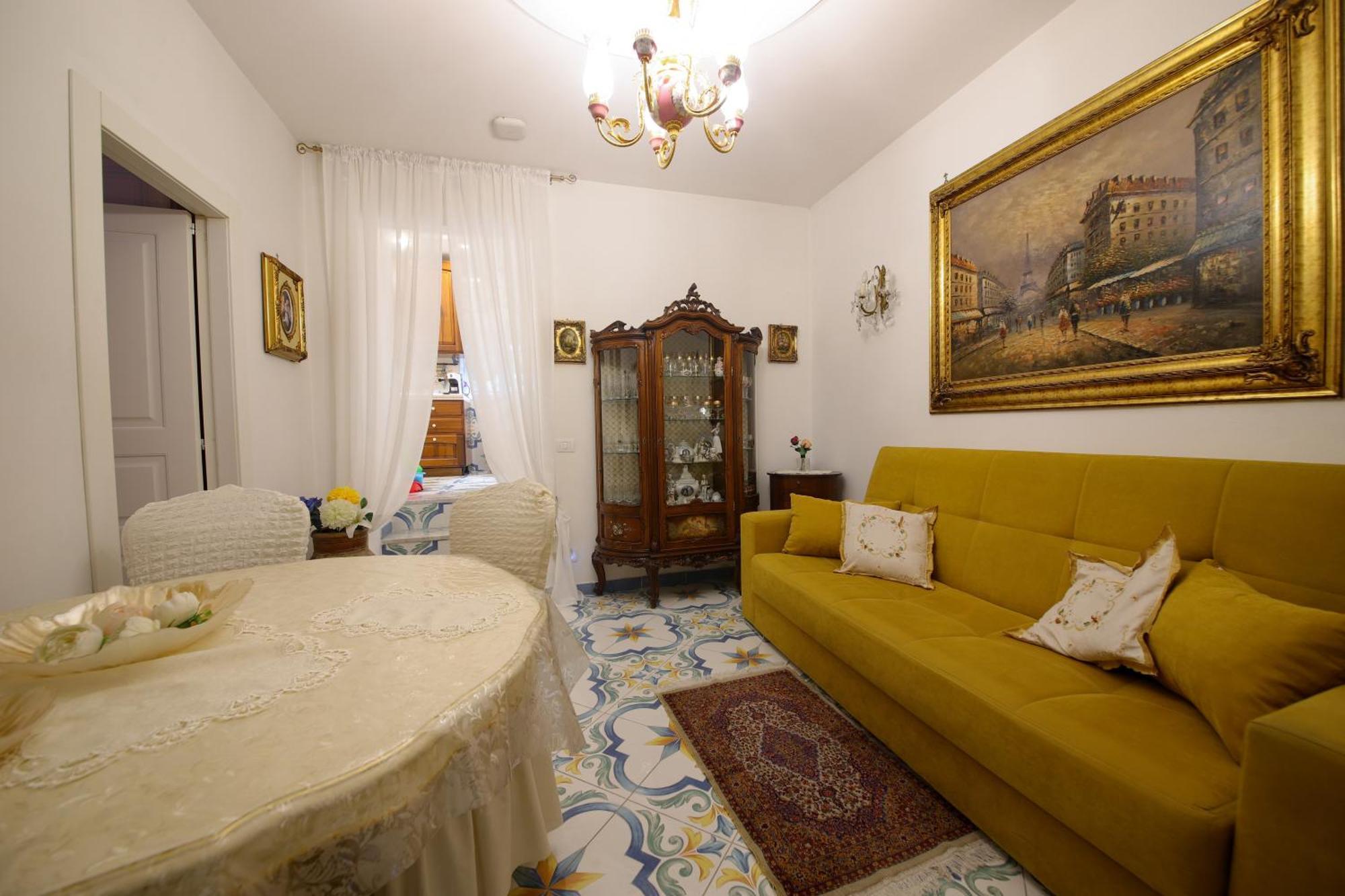 Giallo Napoletano Home Napoli Ngoại thất bức ảnh