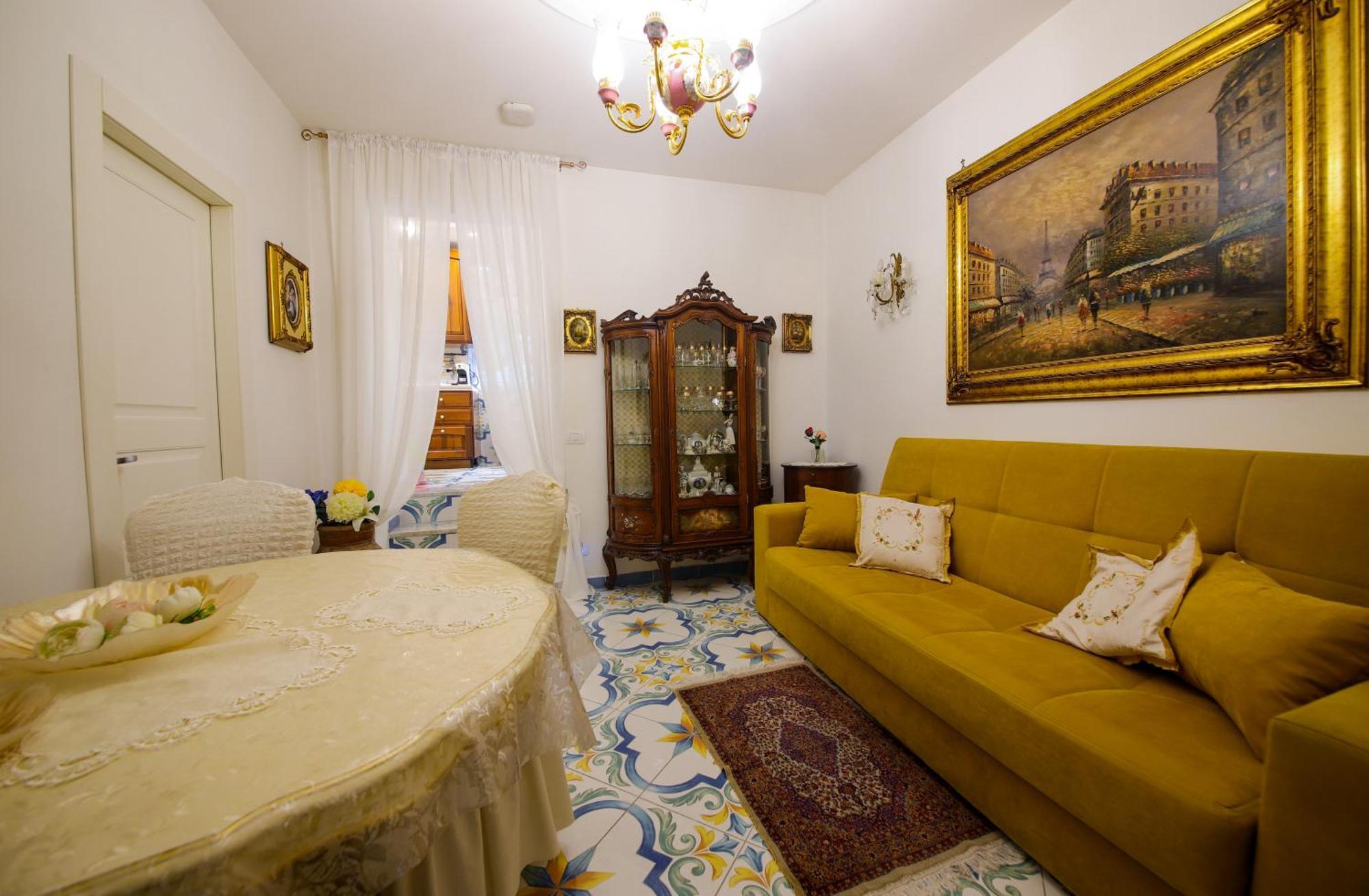 Giallo Napoletano Home Napoli Ngoại thất bức ảnh