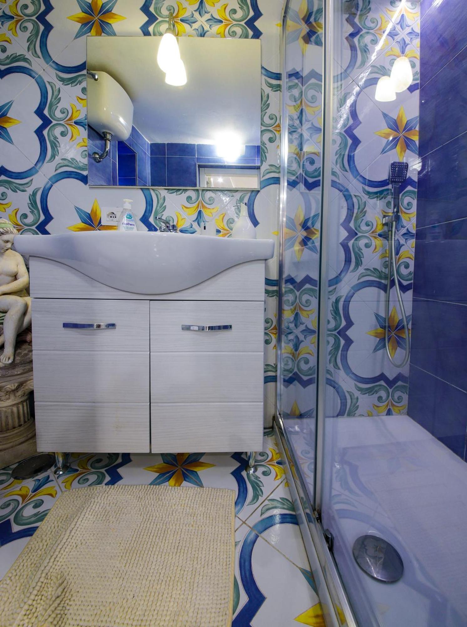 Giallo Napoletano Home Napoli Ngoại thất bức ảnh
