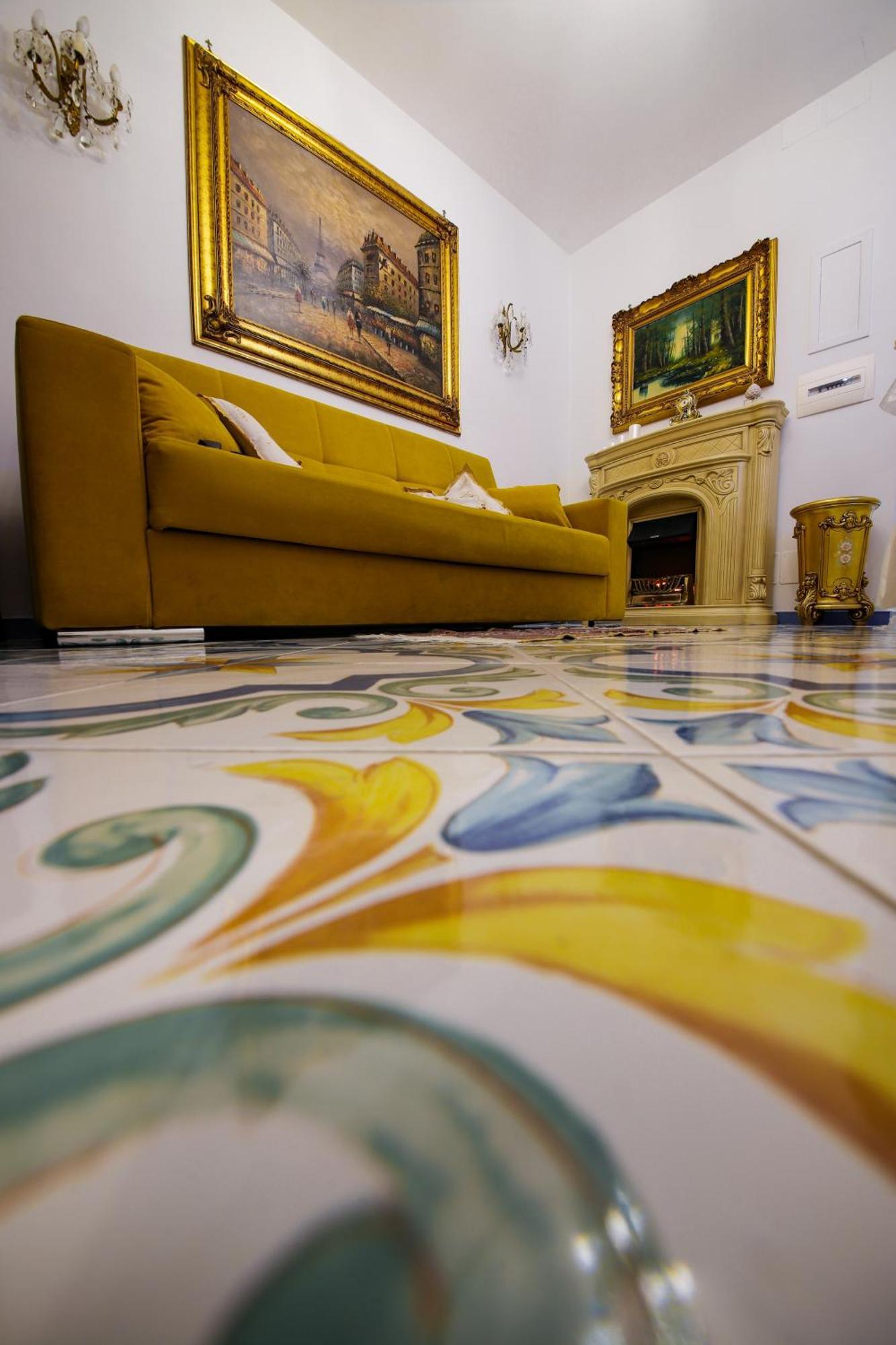 Giallo Napoletano Home Napoli Ngoại thất bức ảnh