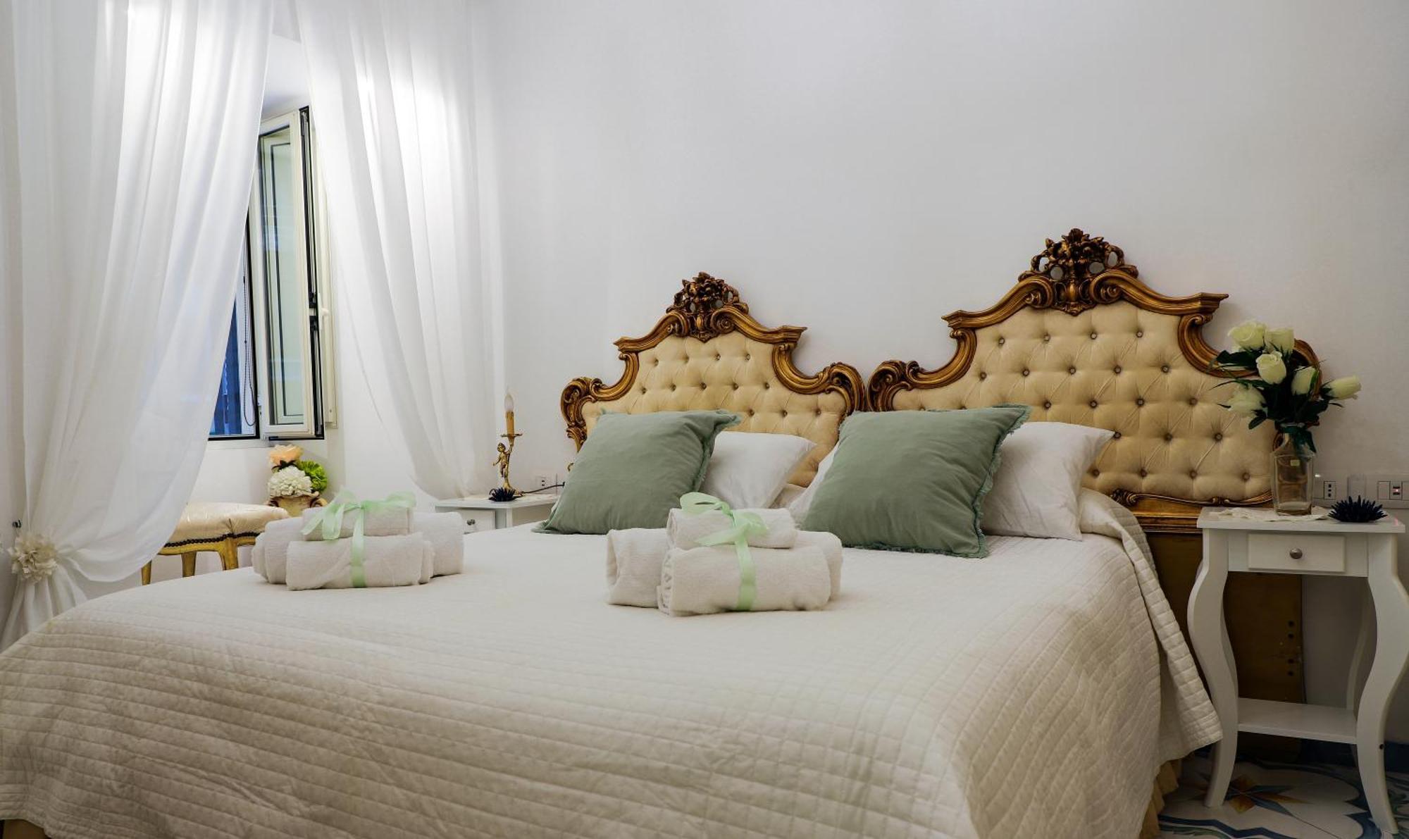Giallo Napoletano Home Napoli Ngoại thất bức ảnh