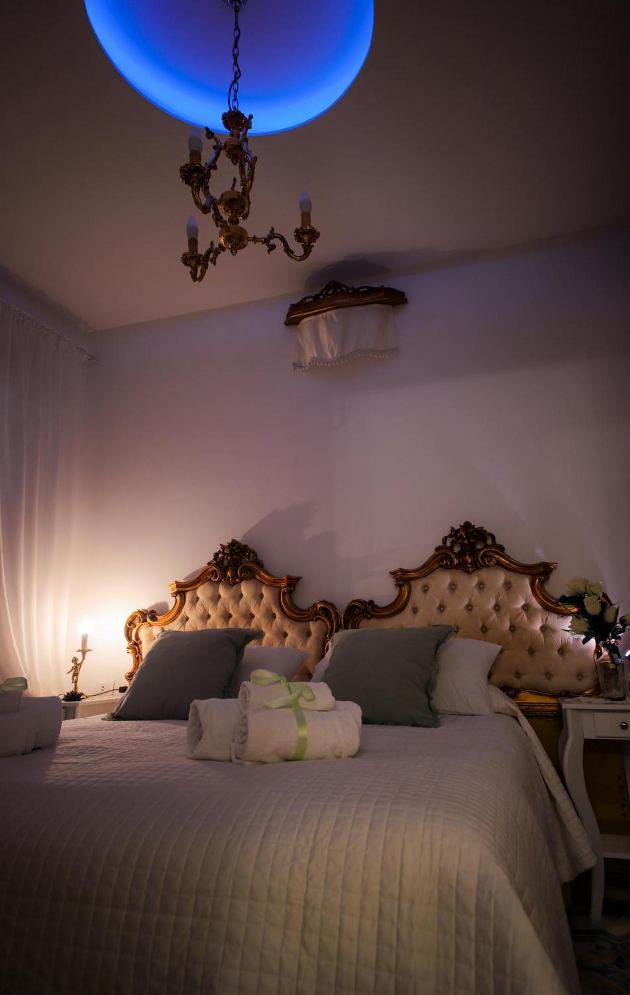 Giallo Napoletano Home Napoli Ngoại thất bức ảnh